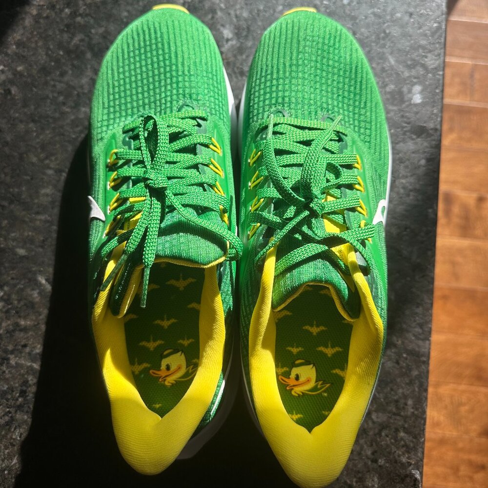 Unisex Nike Green Oregon Ducks Zoom Pegasus 39 Running Shoe